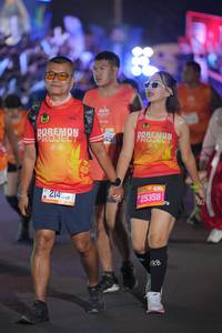 BIB: 214, 25358, 118
                            <button type="button" onclick="openModal(21015516)" class="btn btn-primary btn-sm float-right btn-popup" data-toggle="modal" data-target=".modal-high-quality">
                        <i class="fas fa-shopping-cart"></i> Add to Cart
                    </button>
                                            <button type="button" onclick="isThisMe(21015516, true)" class="btn btn-success btn-sm float-right btn-popup btn-isme hidden" data-toggle="tooltip" data-placement="bottom" title="นี่คือรูปของคุณใช่ไหม คลิกที่นี่เพื่อเอาเข้าอัลบั้ม">
                        <i class="fas fa-plus"></i> Add to album
                    </button>
                    <button type="button" onclick="isThisMe(21015516, false)" class="btn btn-warning btn-sm float-right btn-popup btn-isnotme hidden">
                        <i class="fas fa-ban"></i> Remove from album
                    </button>
